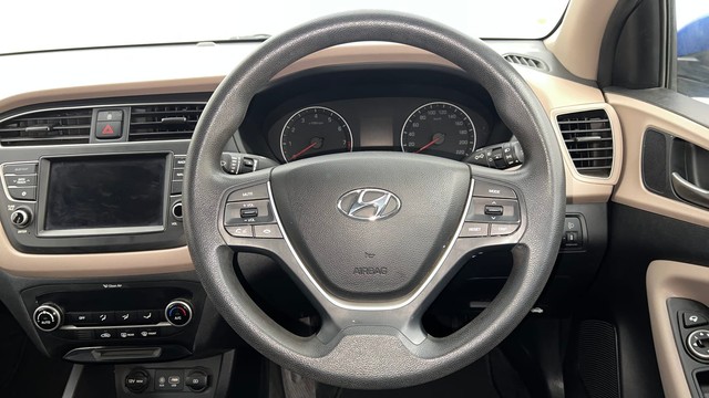 Second-hand 2018 Hyundai i20 1.2 Asta for sale in Chandigarh-36