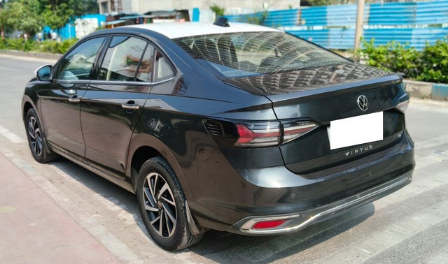 Second-hand 2023 Volkswagen Virtus Topline AT BSVI for sale in Pune-6