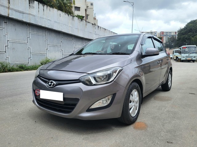 Second-hand 2012 Hyundai i20 1.4 CRDi Sportz for sale in Bangalore-3