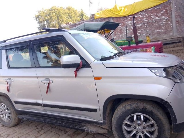 Second-hand 2019 Mahindra TUV 300 mHAWK100 T8 for sale in Fatehpur-2