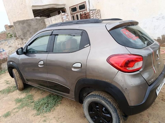 Second-hand 2018 Renault KWID 1.0 RXL for sale in Hanumangarh-5