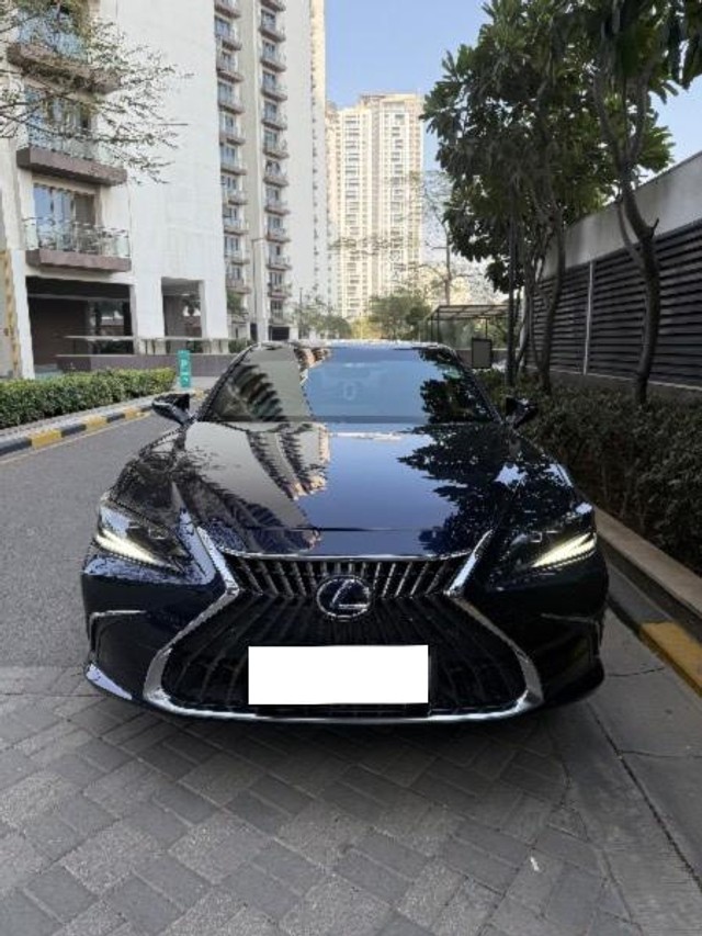 Second-hand 2022 Lexus ES 300h Luxury for sale in Gurgaon-0