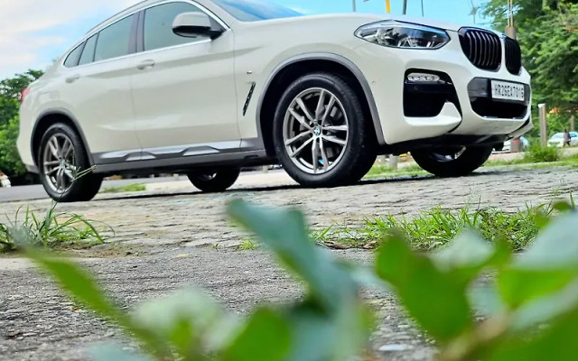 Second-hand 2019 BMW X4 M Sport X xDrive20d for sale in New Delhi-2