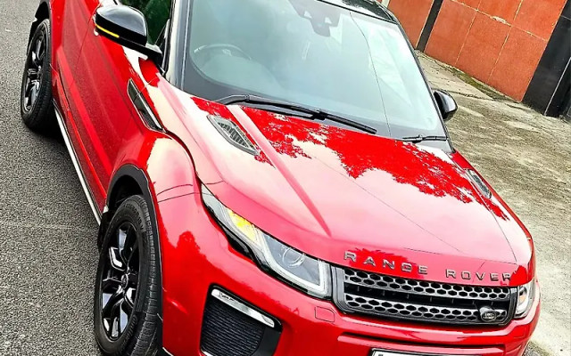 Second-hand 2019 Land Rover Range Rover Evoque 2.0 TD4 HSE for sale in New Delhi-3