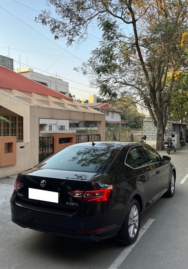 Second-hand 2016 Skoda Superb LK 2.0 TDI AT for sale in Bangalore-7