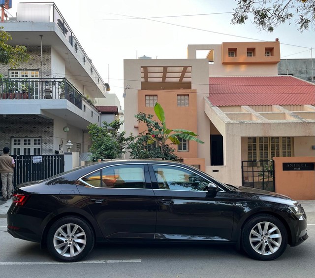 Second-hand 2016 Skoda Superb LK 2.0 TDI AT for sale in Bangalore-1