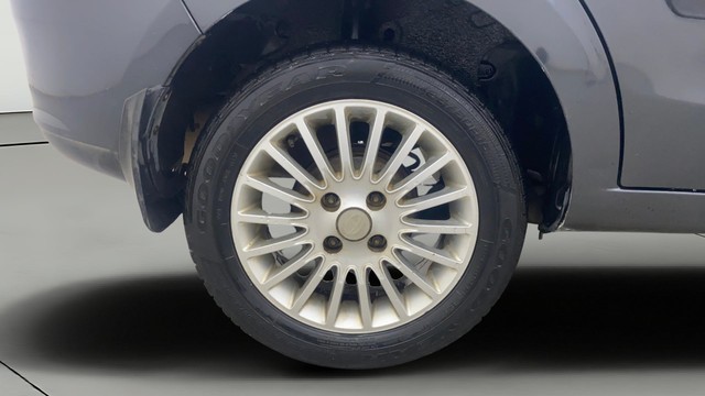 Second-hand 2015 Tata Zest Revotron 1.2 XT for sale in Gulbarga-27