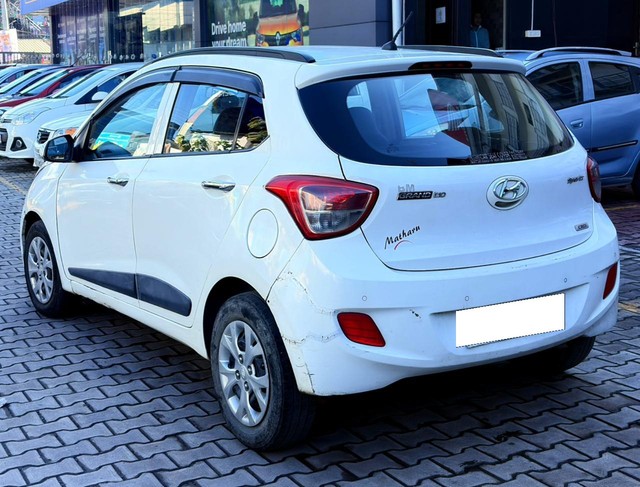 Second-hand 2014 Hyundai Grand i10 CRDi SportZ Edition for sale in Dehradun-10