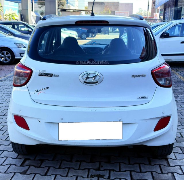 Second-hand 2014 Hyundai Grand i10 CRDi SportZ Edition for sale in Dehradun-1
