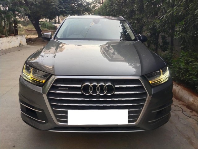 Audi Q7 45 TDI Quattro Technology Second-hand 2015 Audi Q7 45 TDI Quattro Technology for sale in Hyderabad-0