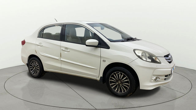 Second-hand 2013 Honda Amaze S i-Vtech for sale in Vadodara