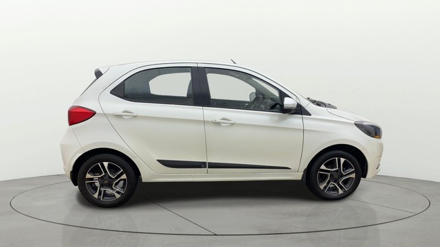 Second-hand 2019 Tata Tiago XZ Plus for sale in Ahmedabad-1