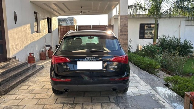 Second-hand 2011 Audi Q5 3.0 TDI Quattro for sale in Dehradun-1