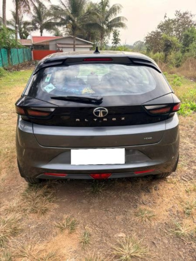 Second-hand 2024 Tata Altroz XZ Plus S CNG for sale in Karjat-1