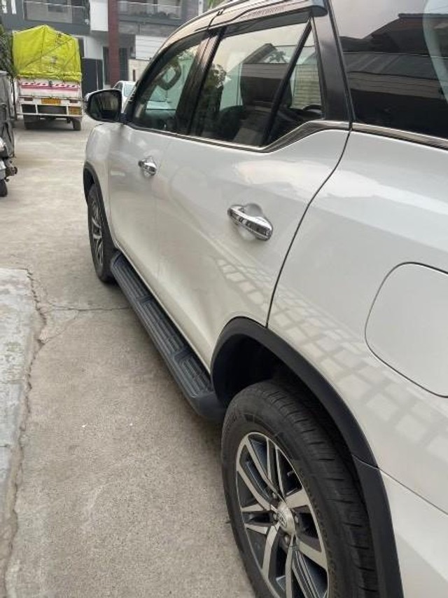 Second-hand 2018 Toyota Fortuner 2.8 2WD AT BSIV for sale in Phagwara-7