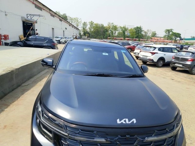 Second-hand 2024 Kia Seltos X-Line Turbo DCT for sale in Lucknow-10