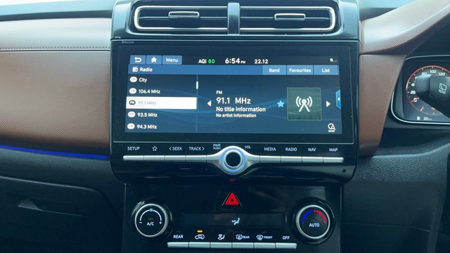 Second-hand 2022 Hyundai Alcazar Signature 6Str Diesel AT for sale in Hyderabad-27