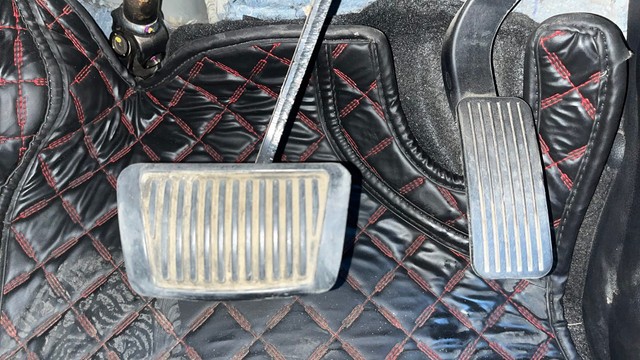 Second-hand 2022 Hyundai Alcazar Signature 6Str Diesel AT for sale in Hyderabad-14