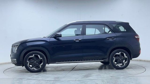 Second-hand 2022 Hyundai Alcazar Signature 6Str Diesel AT for sale in Hyderabad-6