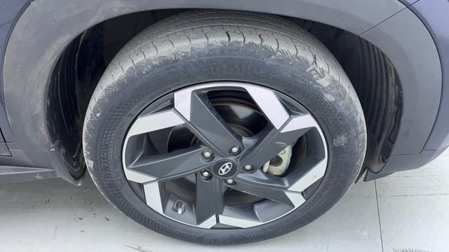 Second-hand 2022 Hyundai Alcazar Signature 6Str Diesel AT for sale in Hyderabad-17