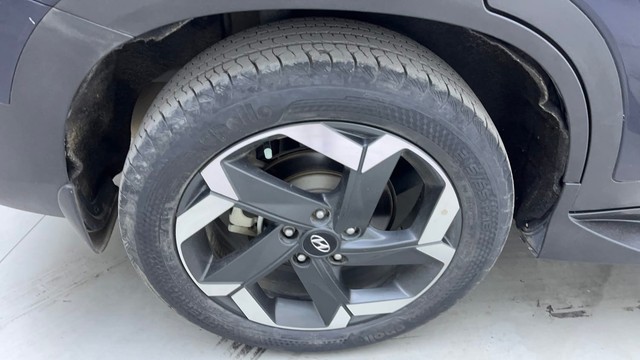 Second-hand 2022 Hyundai Alcazar Signature 6Str Diesel AT for sale in Hyderabad-18