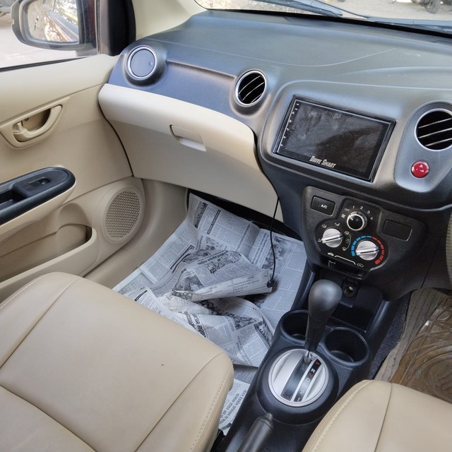 Second-hand 2016 Honda Amaze S AT i-Vtech for sale in Mira Road-10