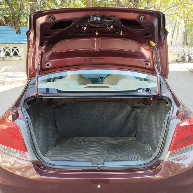 Second-hand 2016 Honda Amaze S AT i-Vtech for sale in Mira Road-12