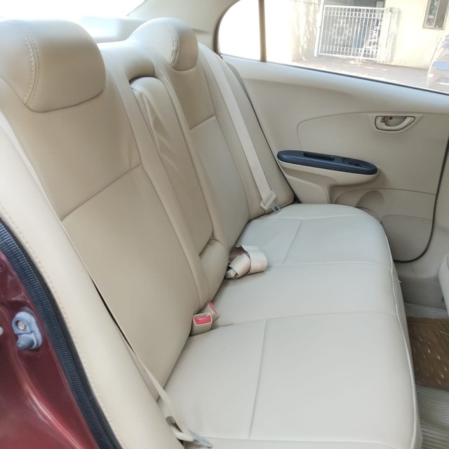 Second-hand 2016 Honda Amaze S AT i-Vtech for sale in Mira Road-11