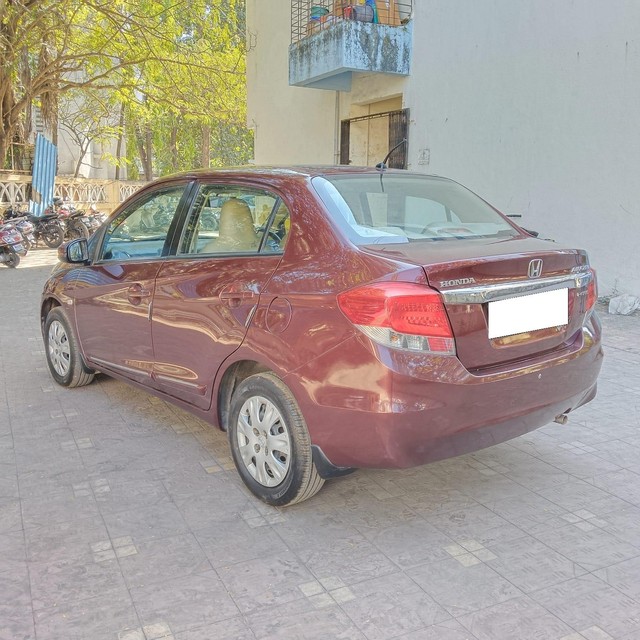 Second-hand 2016 Honda Amaze S AT i-Vtech for sale in Mira Road-4