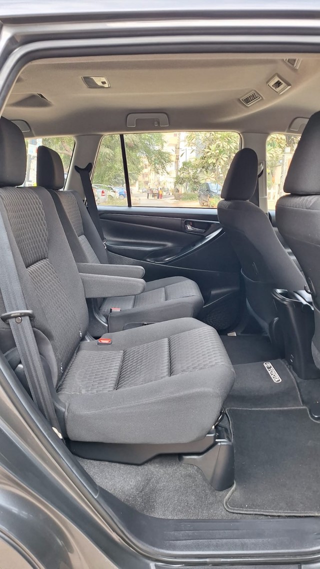 Second-hand 2020 Toyota Innova Crysta 2.4 GX 7 STR for sale in Gurgaon-12