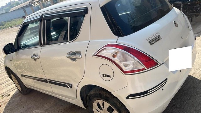 Maruti Swift VXI Second-hand 2013 Maruti Swift VXI for sale in Nanded-3