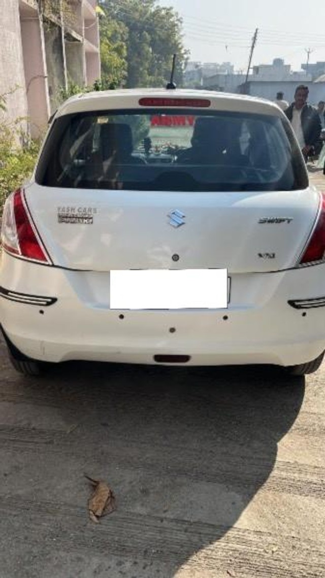 Maruti Swift VXI Second-hand 2013 Maruti Swift VXI for sale in Nanded-2