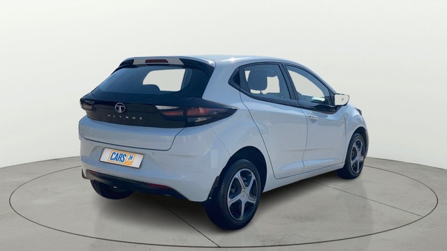 Second-hand 2021 Tata Altroz XT Diesel BSVI for sale in Jaipur-14