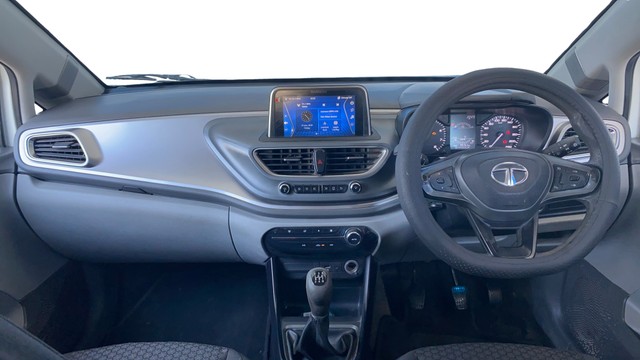 Second-hand 2021 Tata Altroz XT Diesel BSVI for sale in Jaipur-22