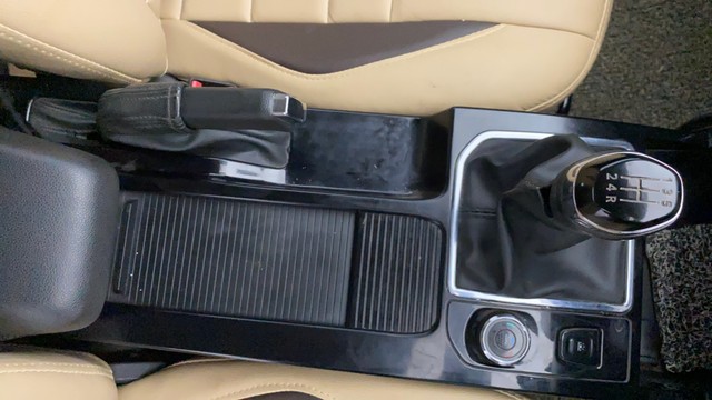 Second-hand 2021 Renault Kiger RXZ Turbo for sale in Lucknow-13