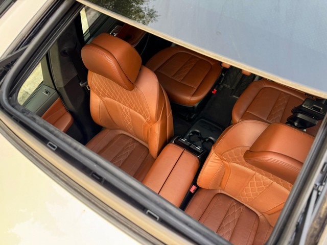 Second-hand 2023 BMW X7 xDrive 40i M Sport for sale in New Delhi-10