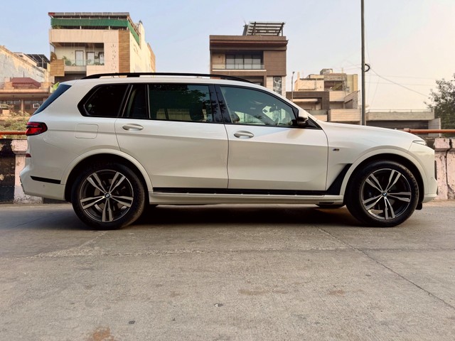 Second-hand 2023 BMW X7 xDrive 40i M Sport for sale in New Delhi-1