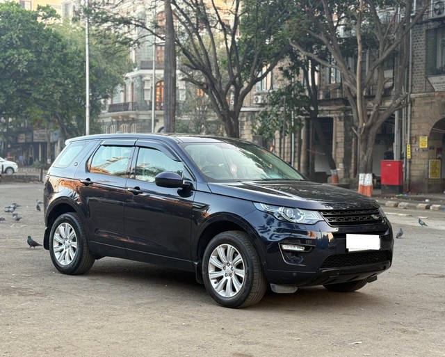 Second-hand 2017 Land Rover Discovery HSE 3.0 TD6 for sale in Mumbai-7