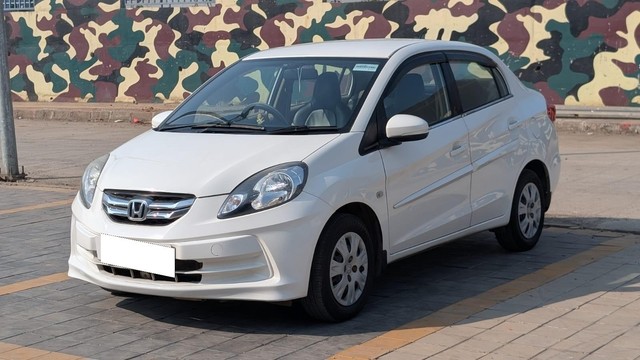 Second-hand 2015 Honda Amaze S i-Vtech for sale in Kalyan-11