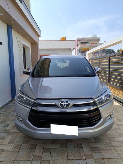 2020 Toyota Innova Crysta 2.4 G MT