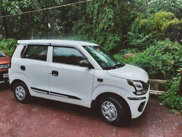 Second-hand 2021 Maruti Wagon R CNG LXI for sale in Thane-2