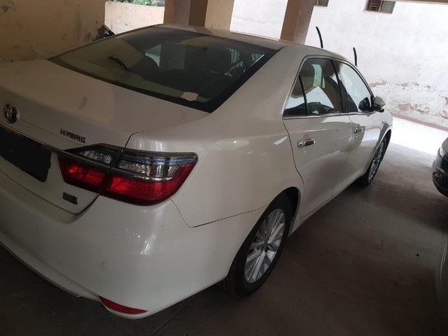 Second-hand 2016 Toyota Camry Hybrid for sale in New Delhi-4