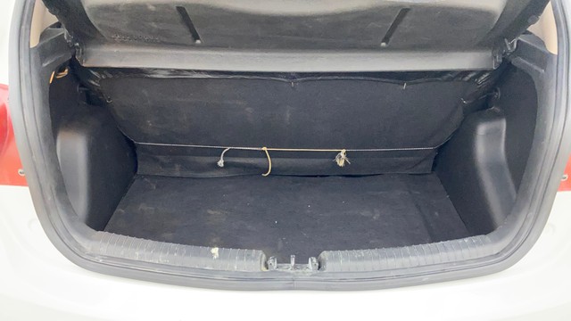 Second-hand 2015 Hyundai Grand i10 Sportz for sale in Ahmedabad-19