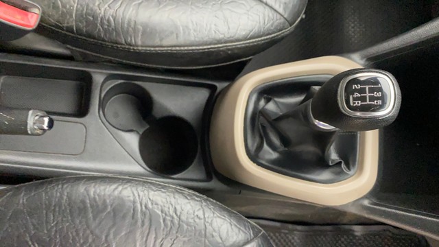 Second-hand 2015 Hyundai Grand i10 Sportz for sale in Ahmedabad-13