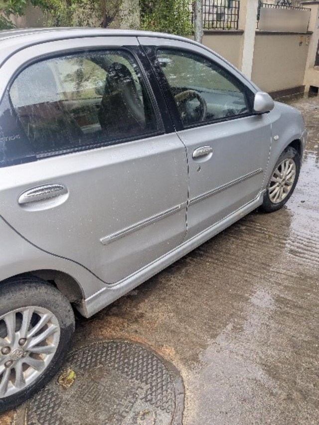 Second-hand 2010 Toyota Etios VX for sale in Nellore-1