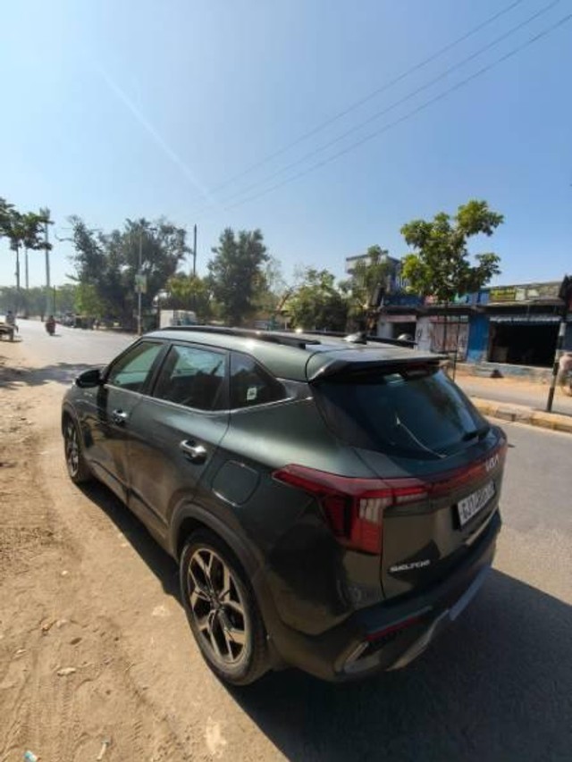 Second-hand 2023 Kia Seltos GTX Plus Turbo DCT for sale in Amreli-4