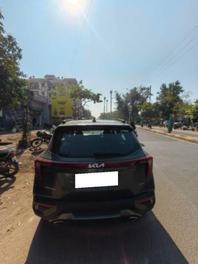 Second-hand 2023 Kia Seltos GTX Plus Turbo DCT for sale in Amreli-5