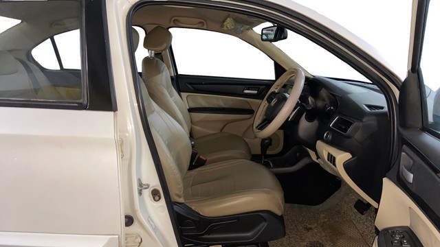 Second-hand 2019 Honda Amaze V CVT Petrol BSIV for sale in Surat-15