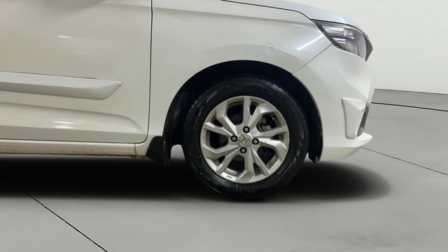 Second-hand 2019 Honda Amaze V CVT Petrol BSIV for sale in Surat-24