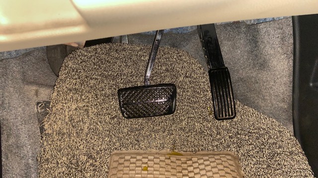 Second-hand 2019 Honda Amaze V CVT Petrol BSIV for sale in Surat-14